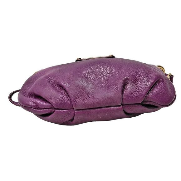 Marc Jacob Q crossbody bag. - Picture 3 of 7